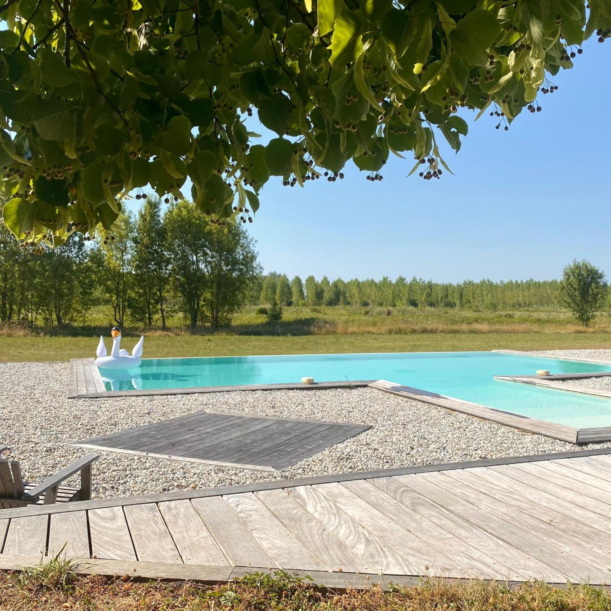 Grand Gite Avec Piscine Maison Port Valade Tabanac Exterior foto